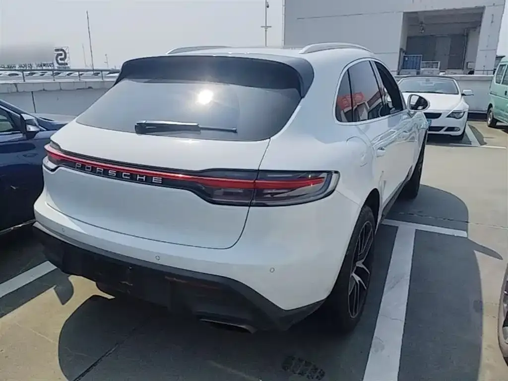 Porsche Macan — фото 3