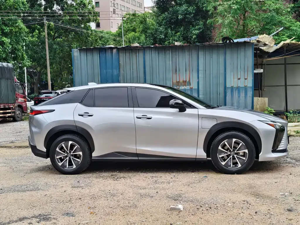 Lexus RZ 2023 из CN, фото 9