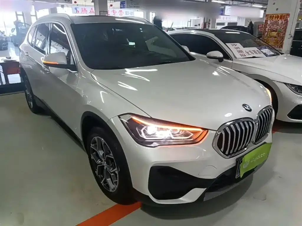 BMW X1 — фото 10