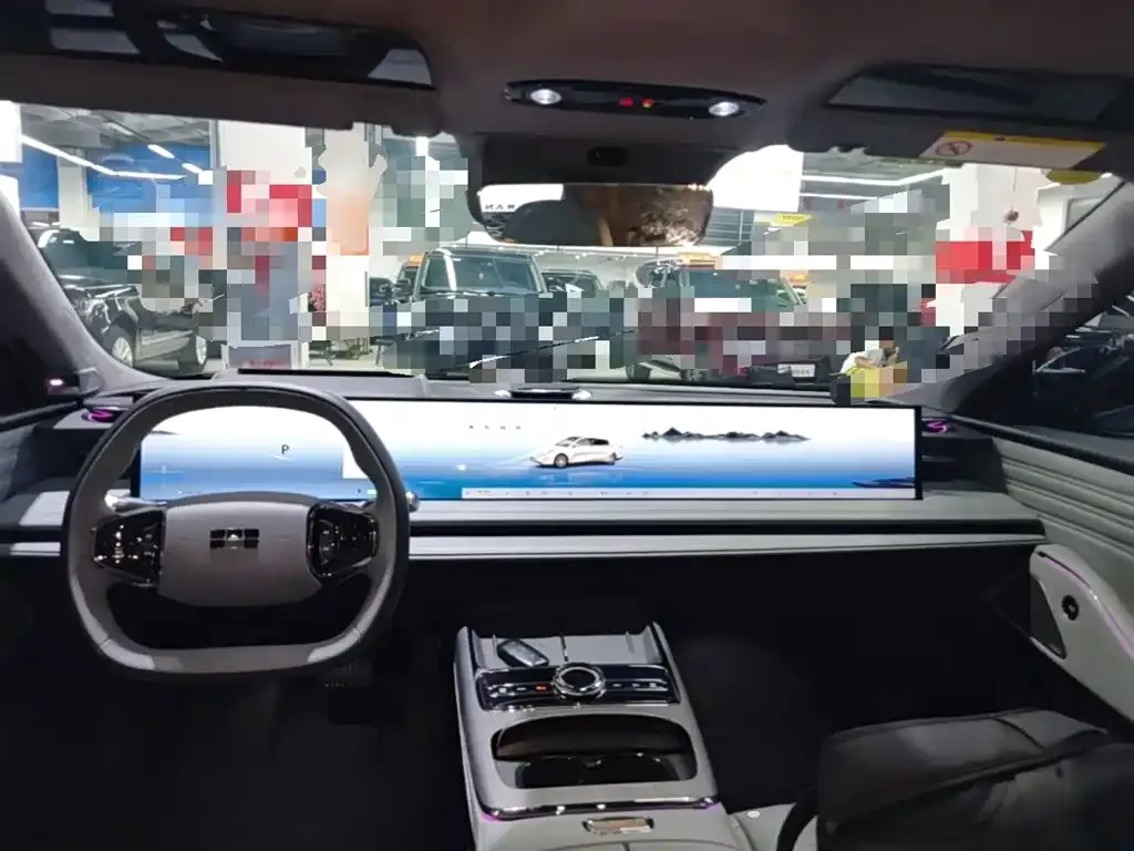 Geely Galaxy E8 — фото 10