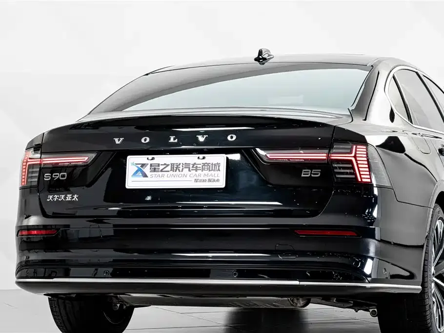 Volvo S90 — фото 3