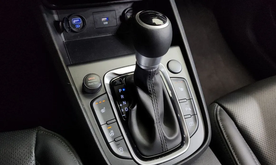 Hyundai Kona 2023 из KR, фото 4