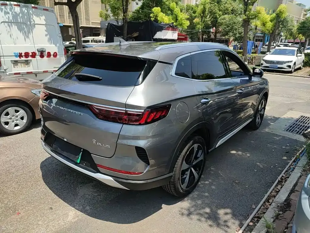 BYD PLUS New Energy — фото 10