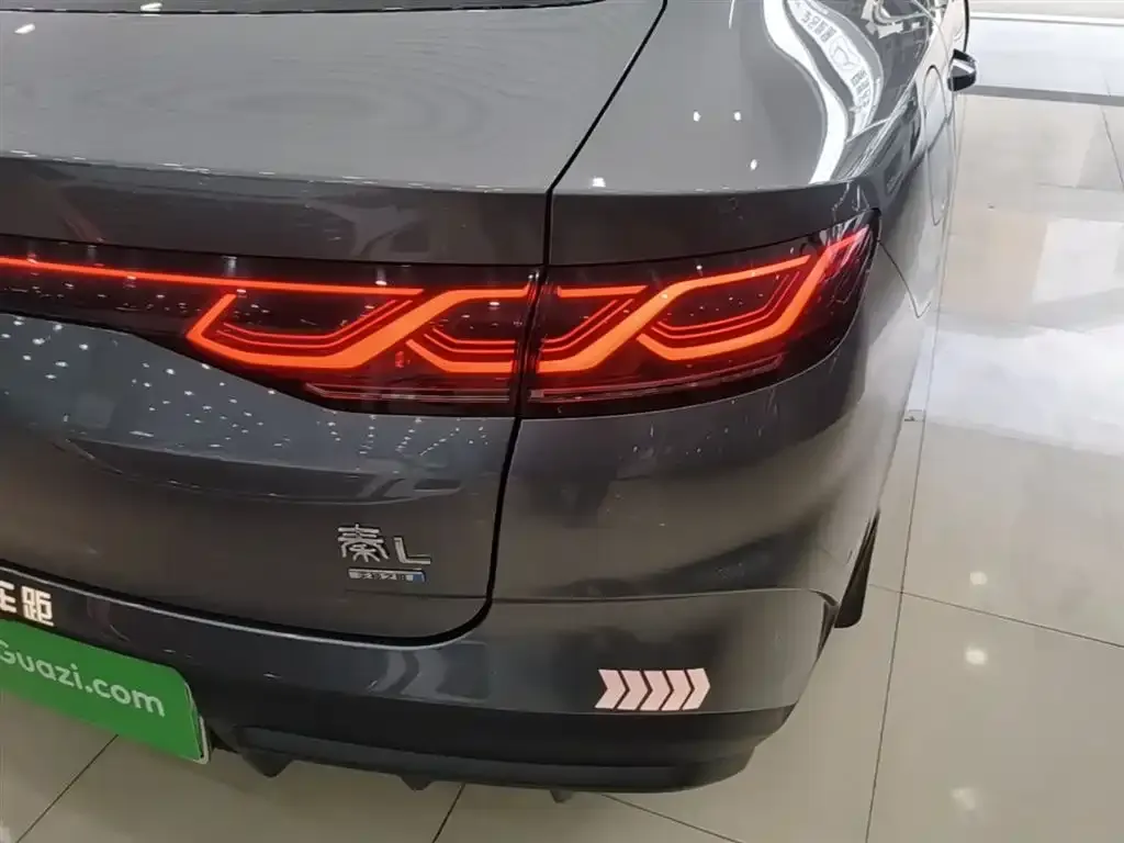 BYD Qin L — фото 2