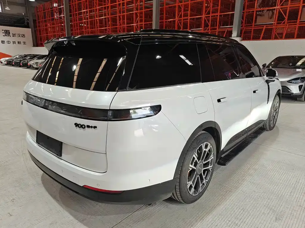 Lynk & Co 900 2025 из CN, фото 4