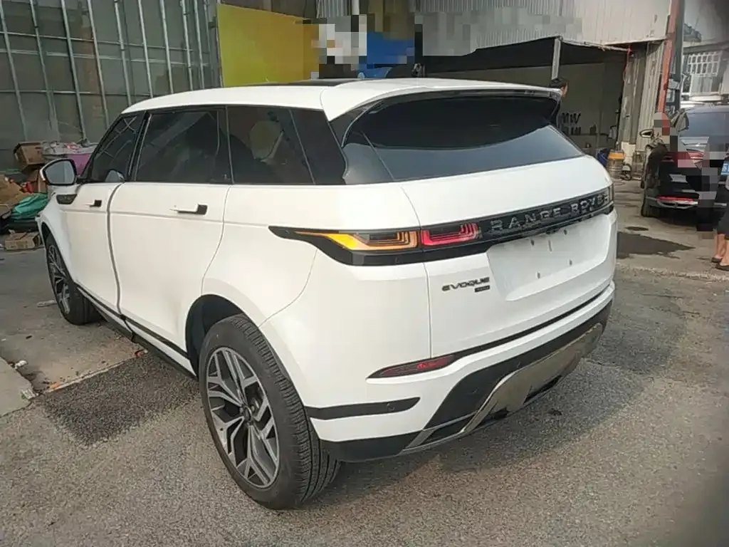 Land Rover Evoque — фото 6