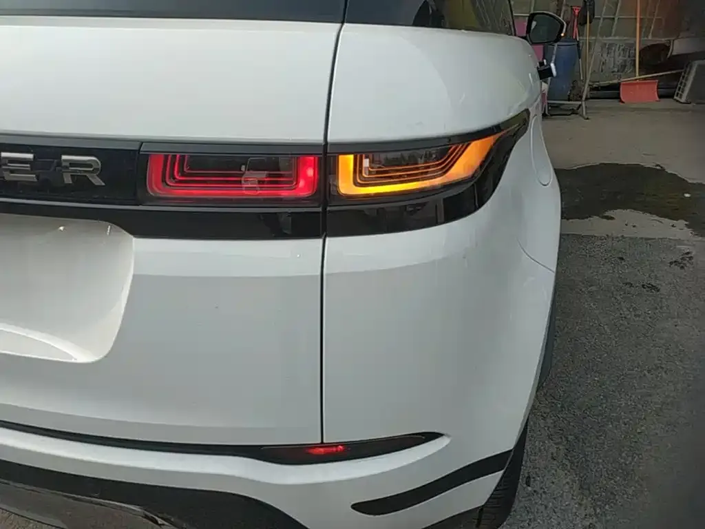 Land Rover Evoque — фото 3