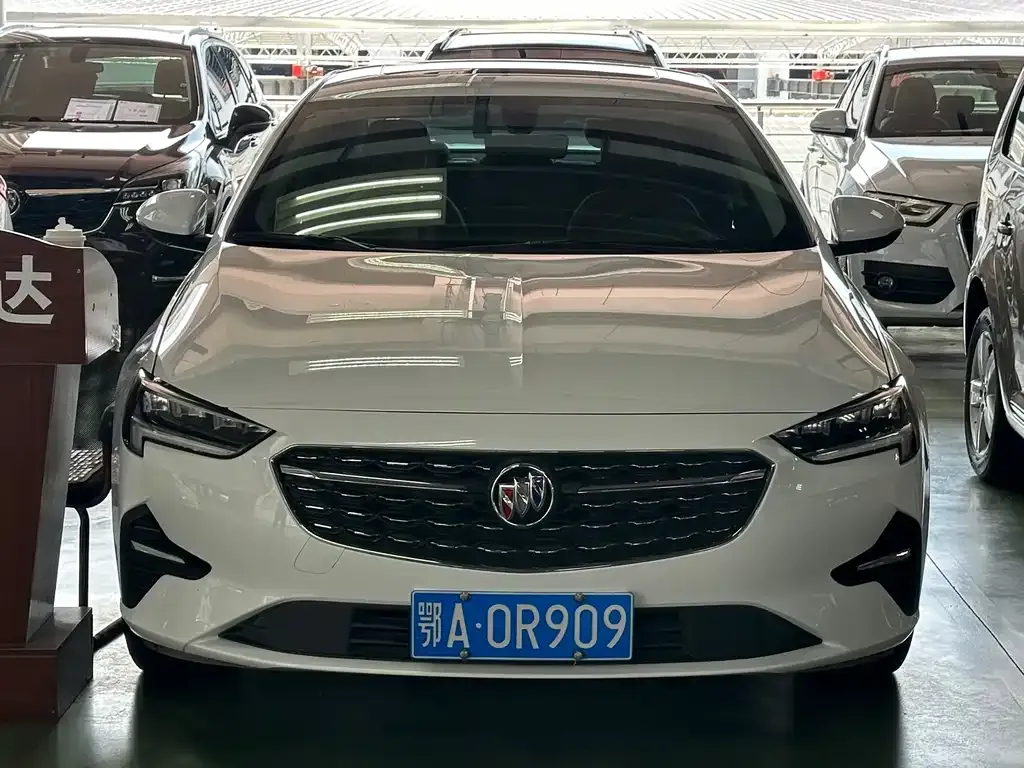 Buick Regal — фото 9
