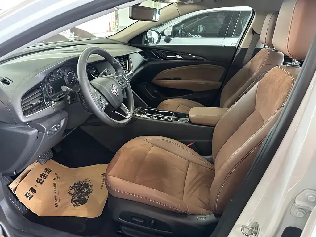 Buick Regal — фото 10