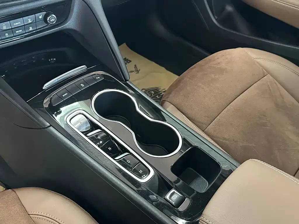 Buick Regal — фото 7