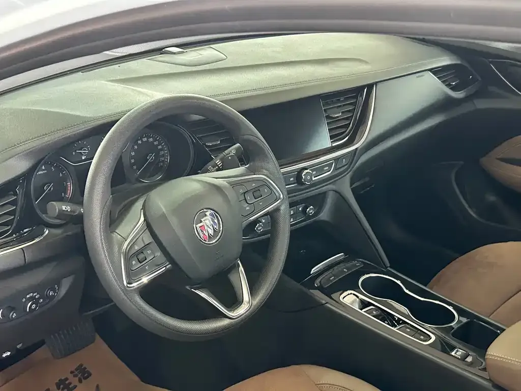 Buick Regal — фото 8
