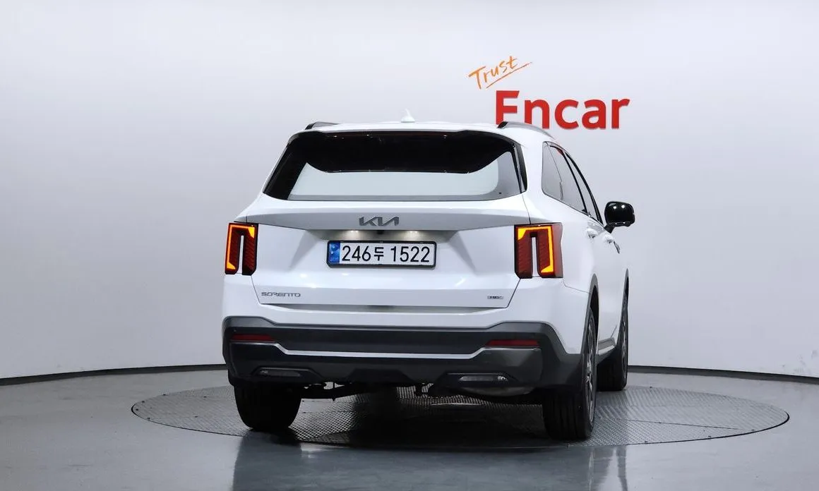 Kia Sorento — фото 6