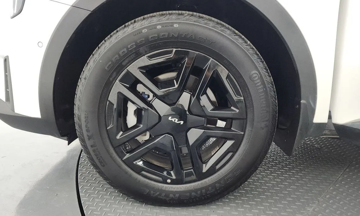 Kia Sorento — фото 5