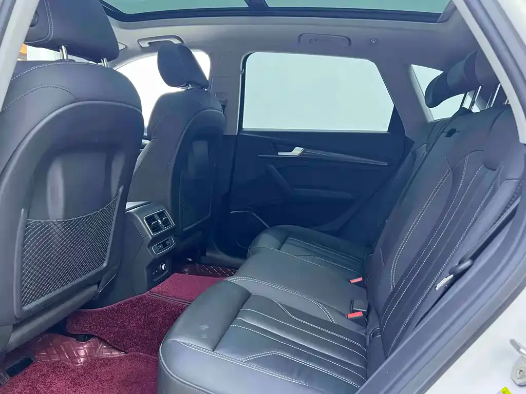 Audi Q5L 2023 из CN, фото 7