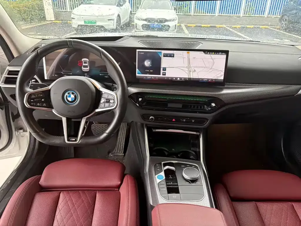 BMW i3 — фото 7
