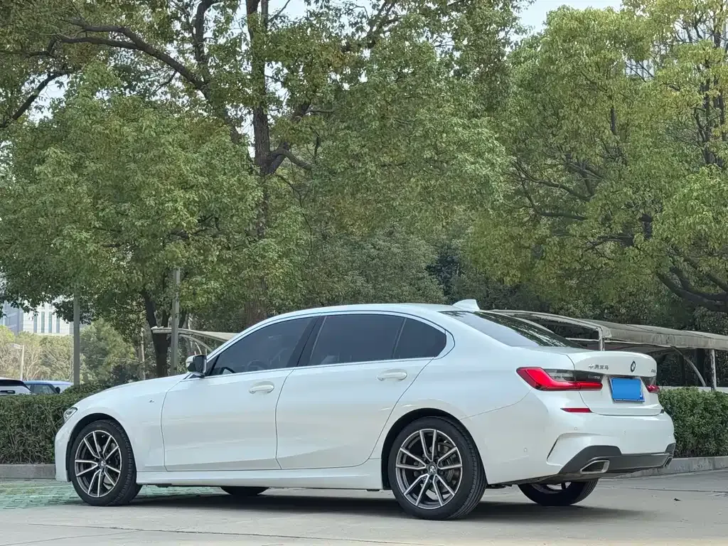 BMW 3 Series — фото 10