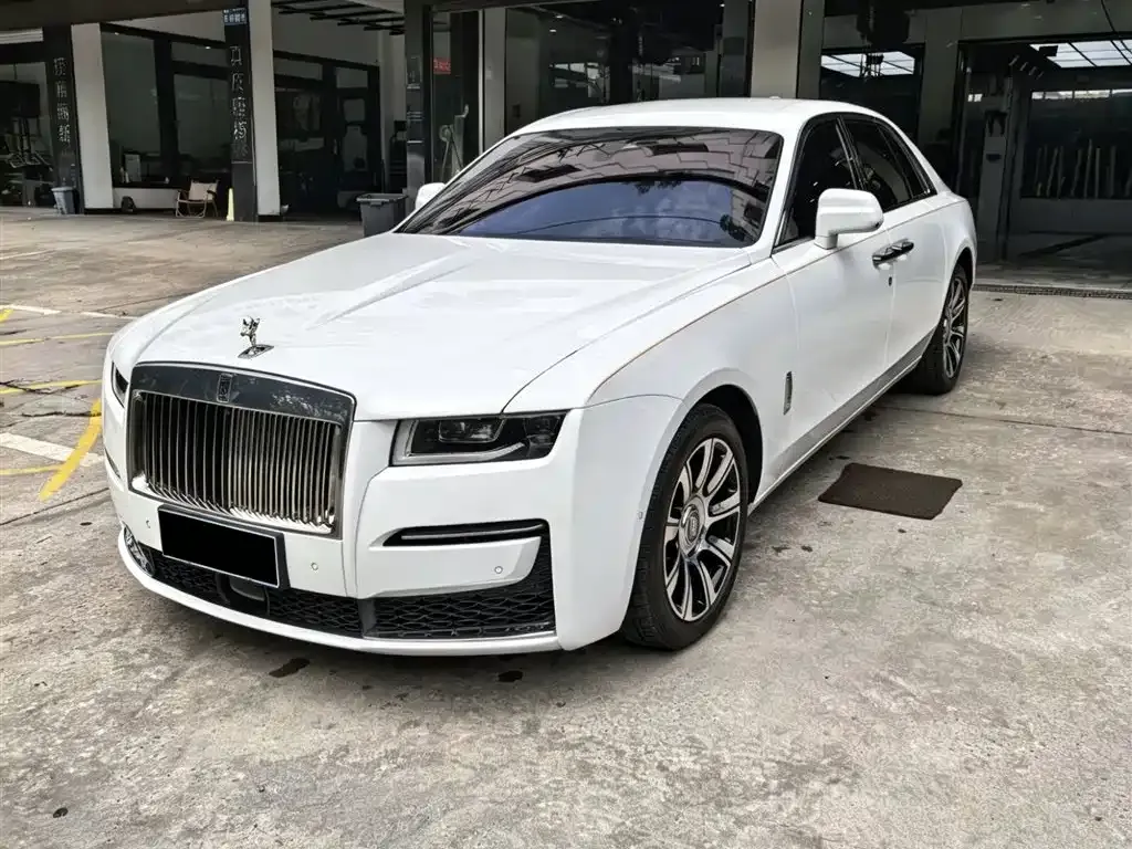 Rolls-Royce Ghost — фото 1