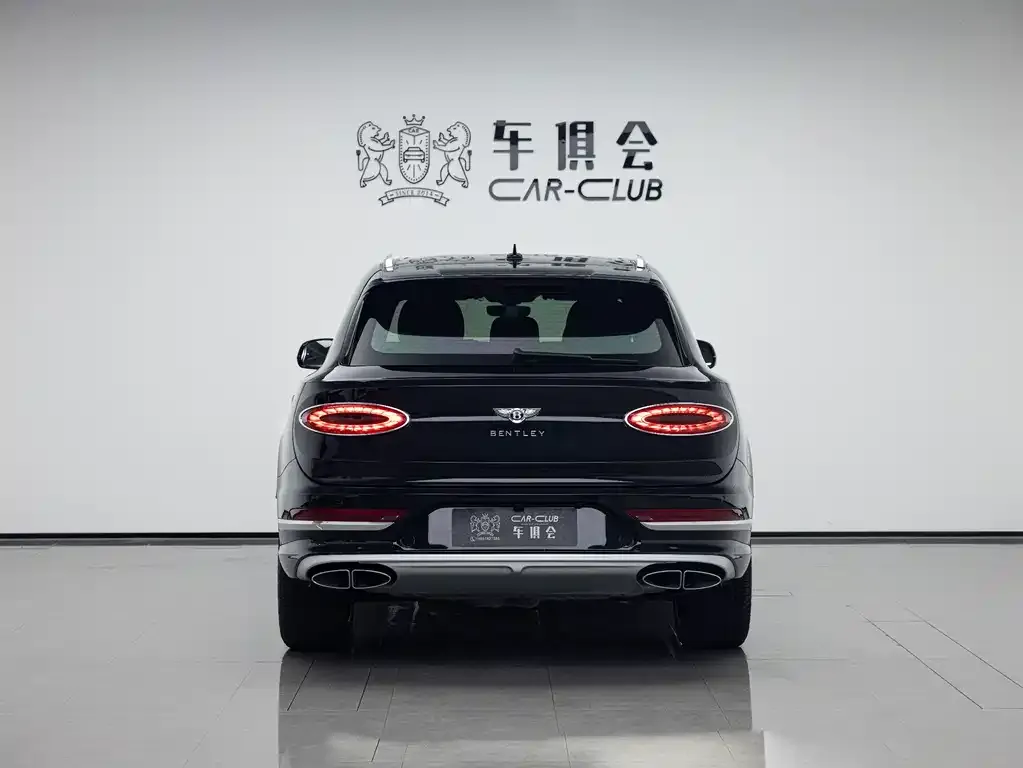Bentley Bentayga — фото 8