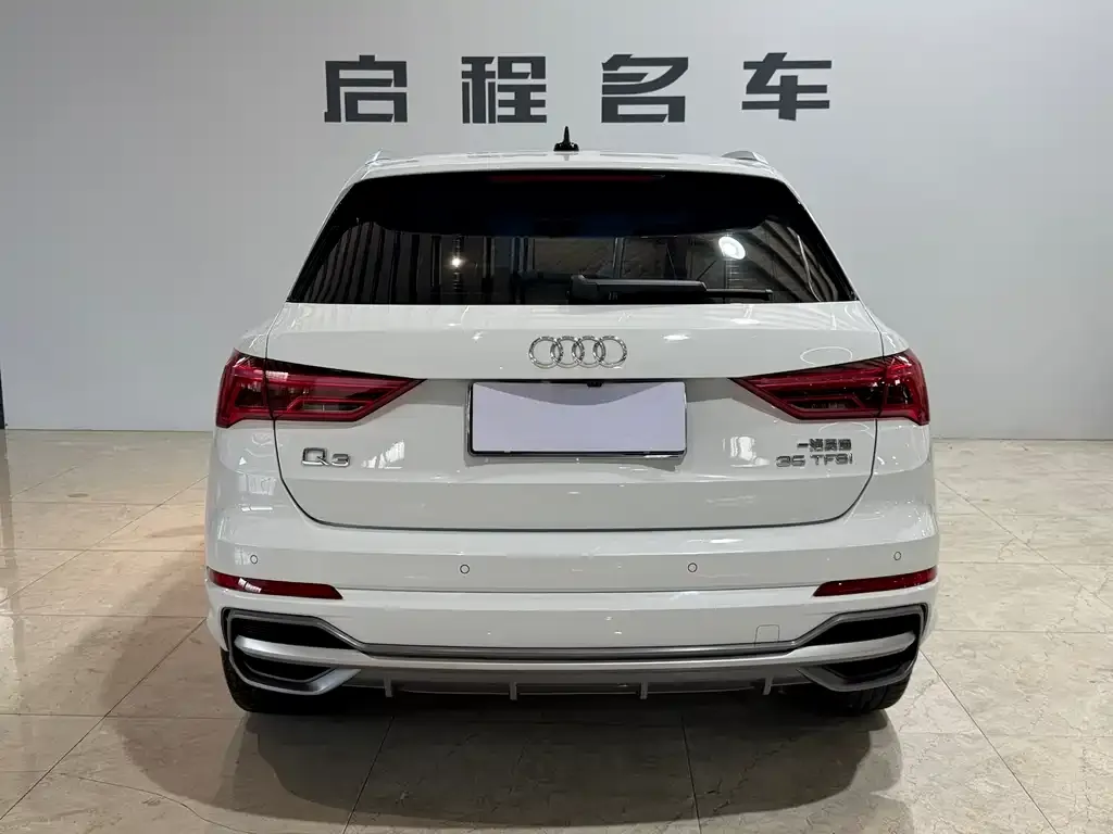 Audi Q3 — фото 2