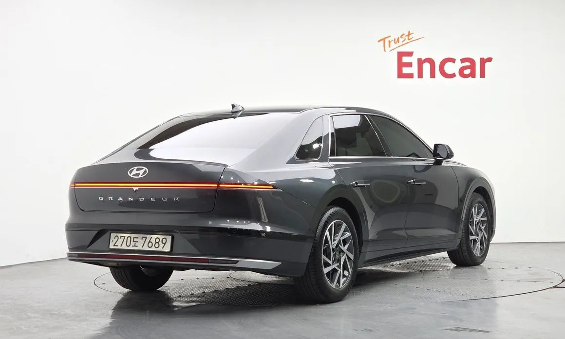 Hyundai Grandeur 2023 из KR, фото 2