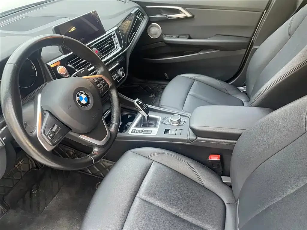 BMW 1 Series — фото 10