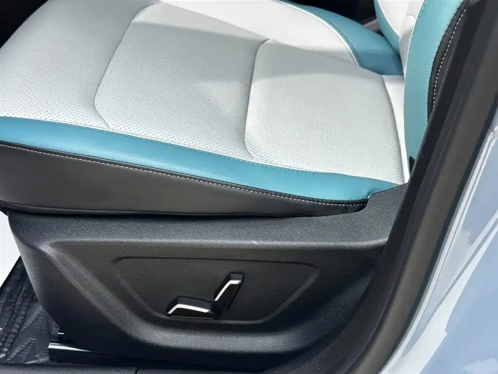 Geely Emgrand 2023 из CN, фото 8