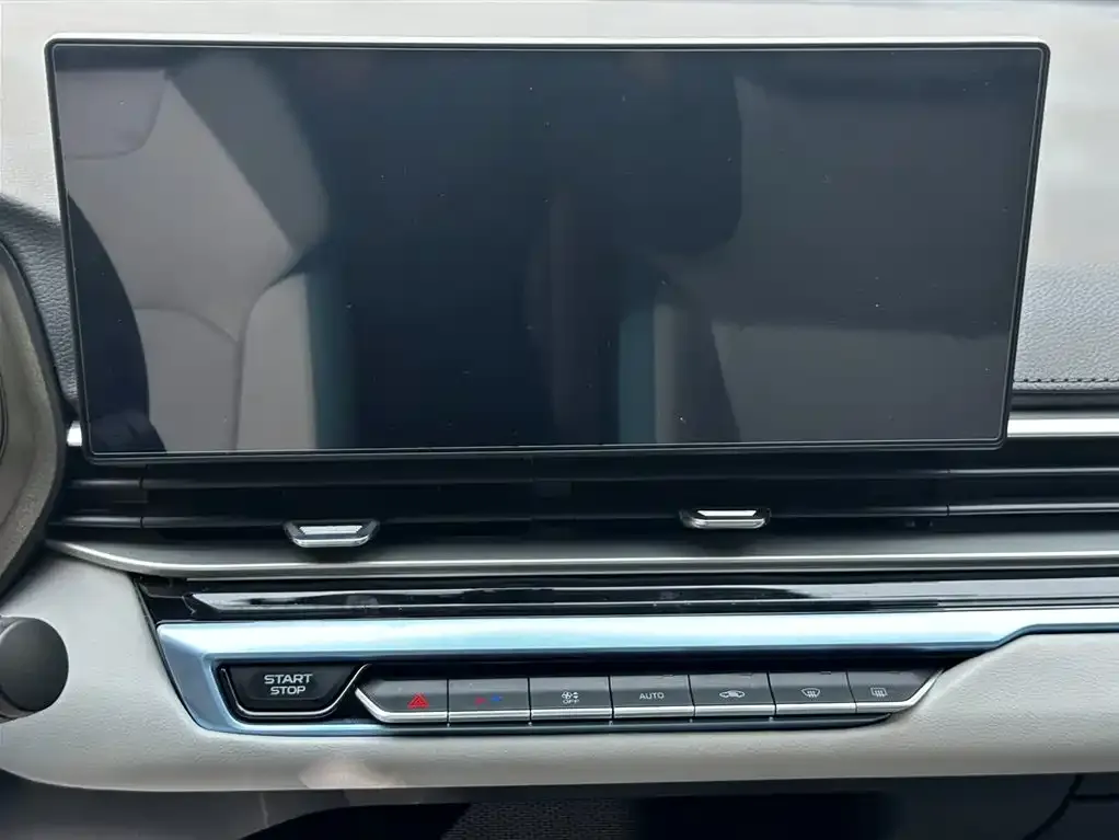 Geely Emgrand 2023 из CN, фото 3
