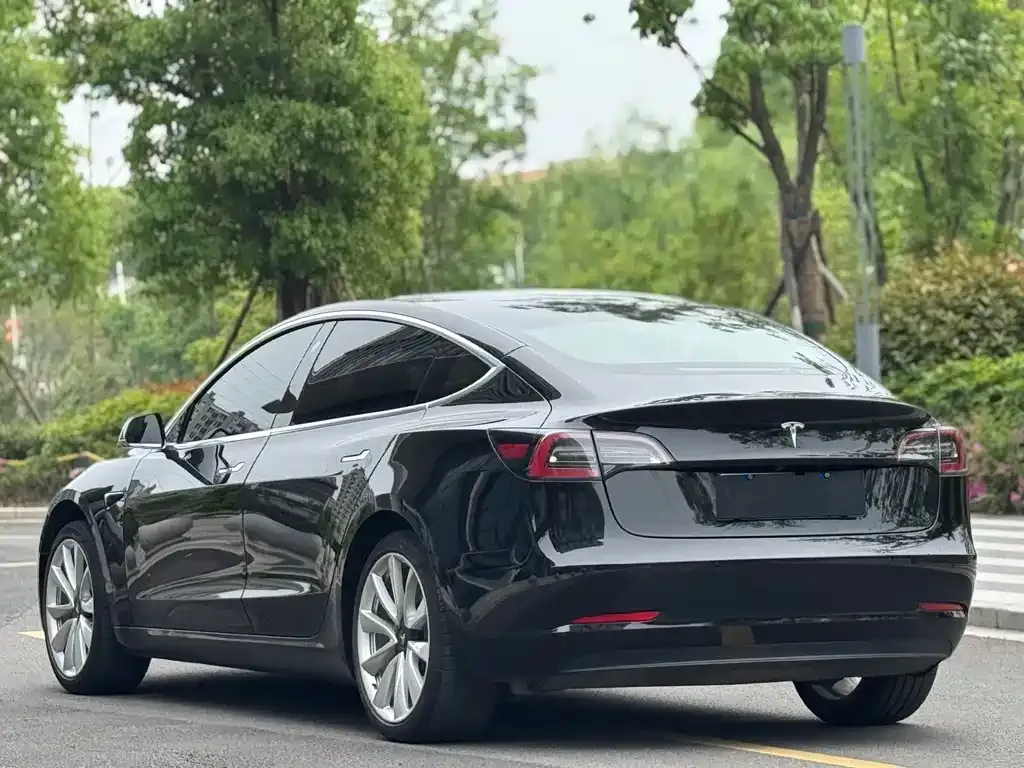 Tesla Model 3 2023 из CN, фото 8