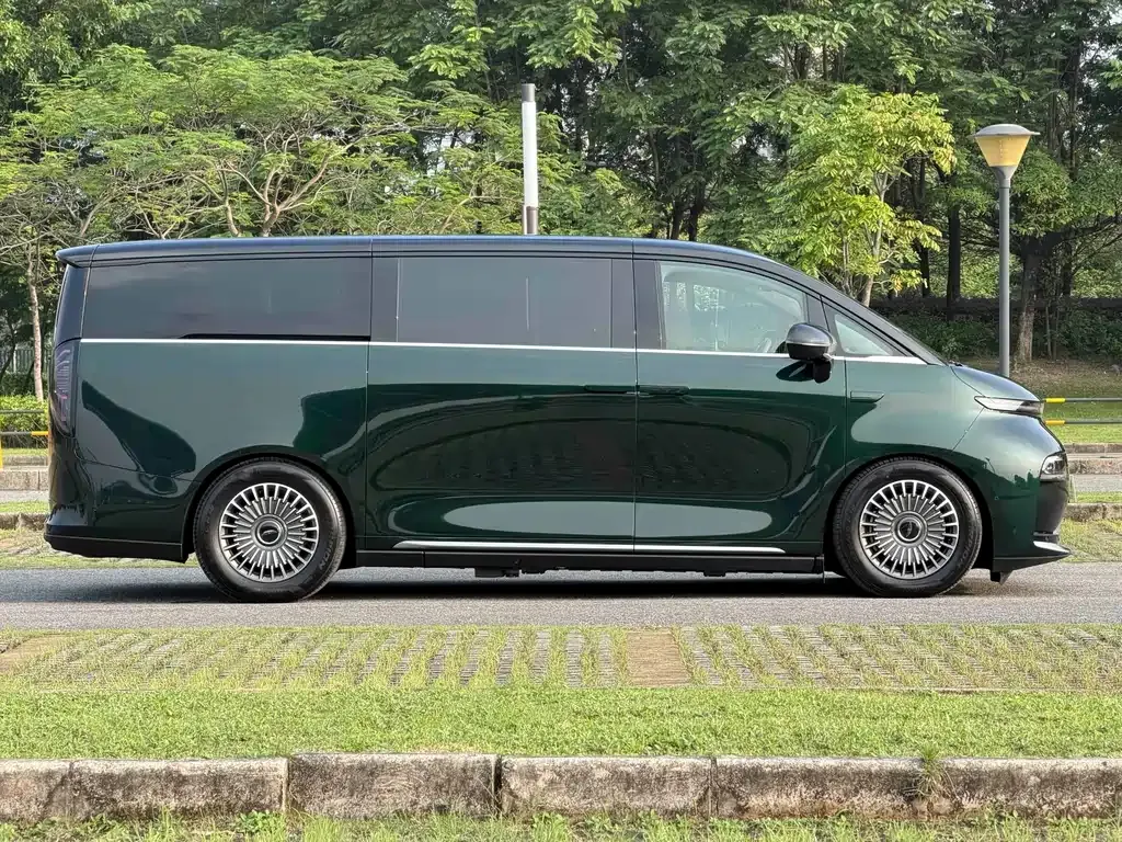 Geely Yizhen L380 2025 из CN, фото 8