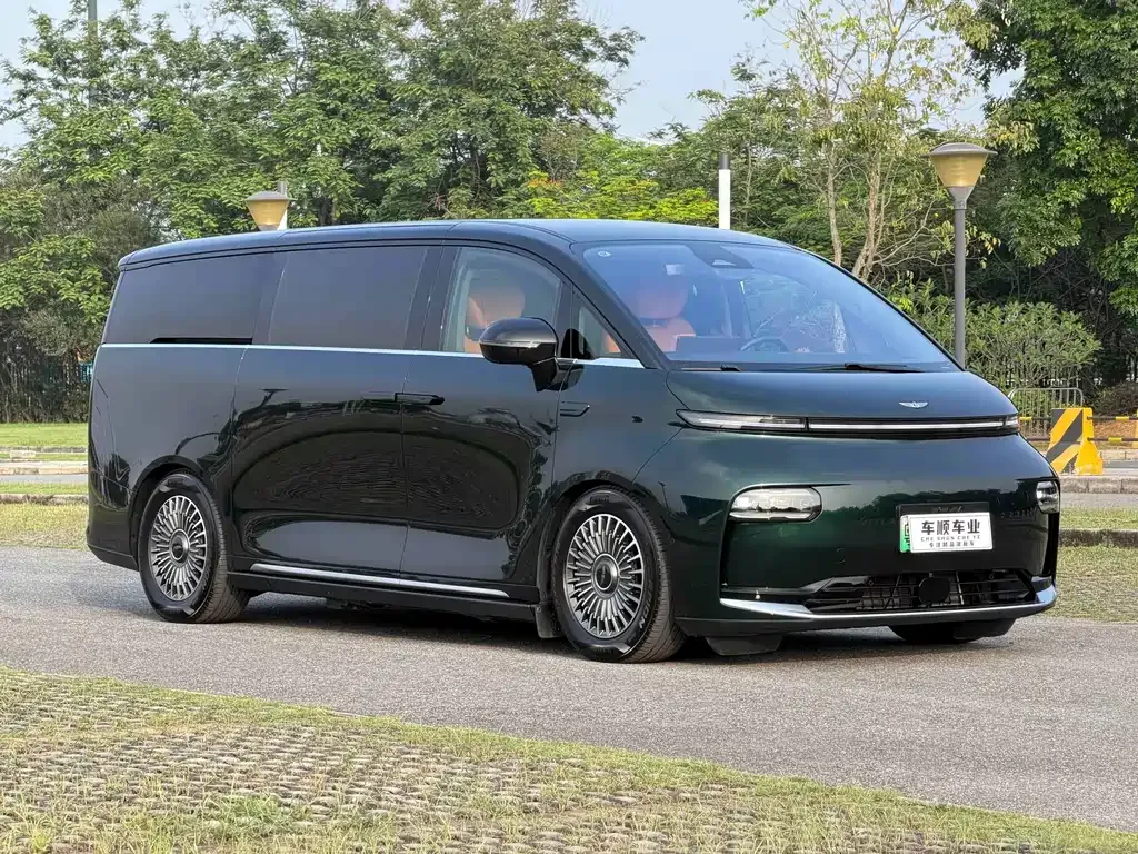 Geely Yizhen L380 2025 из CN, фото 10