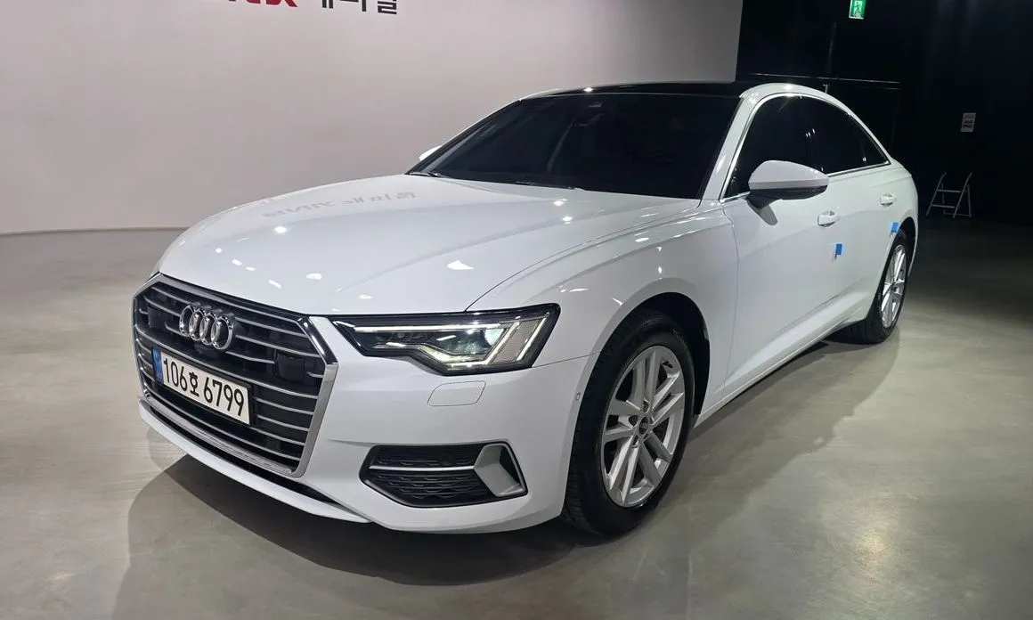 Audi A6 — фото 1