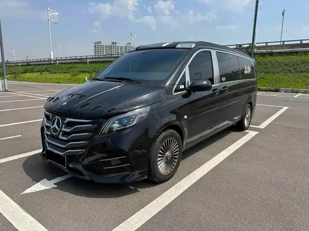 Mercedes-Benz Vito — фото 1