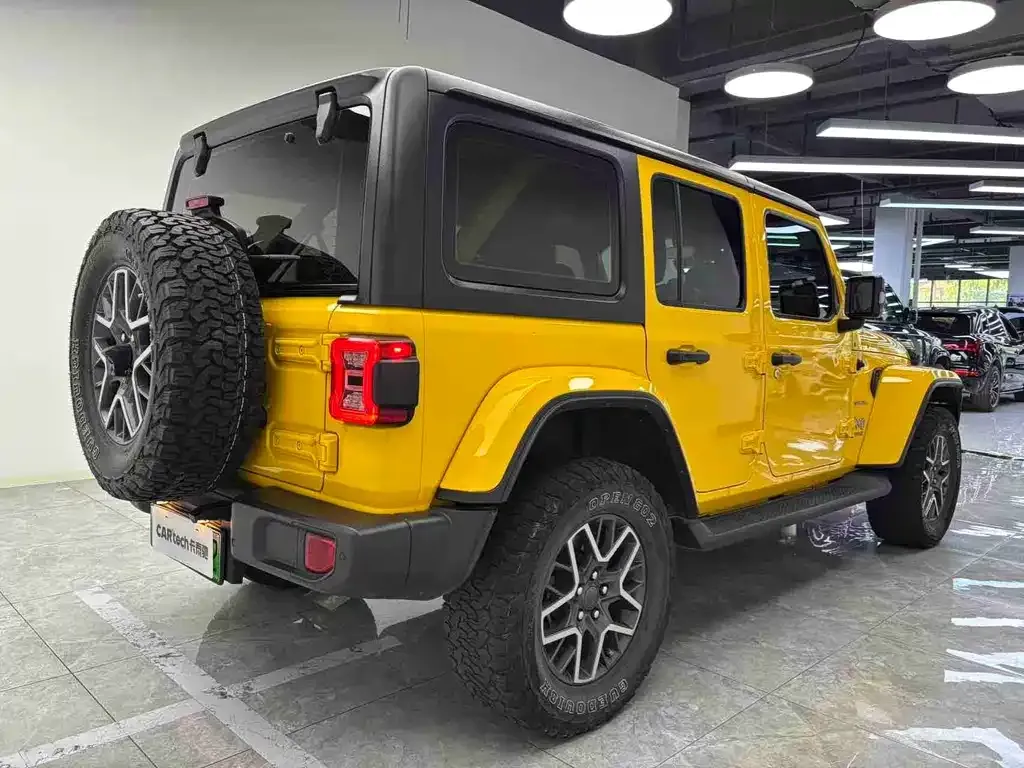Jeep Wrangler PHEV 2021 из CN, фото 5