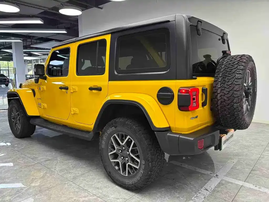 Jeep Wrangler PHEV 2021 из CN, фото 3