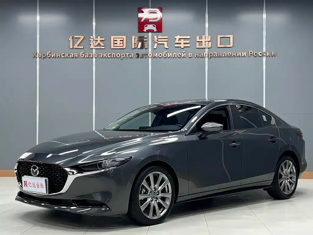 Mazda 3 Axela — фото 1