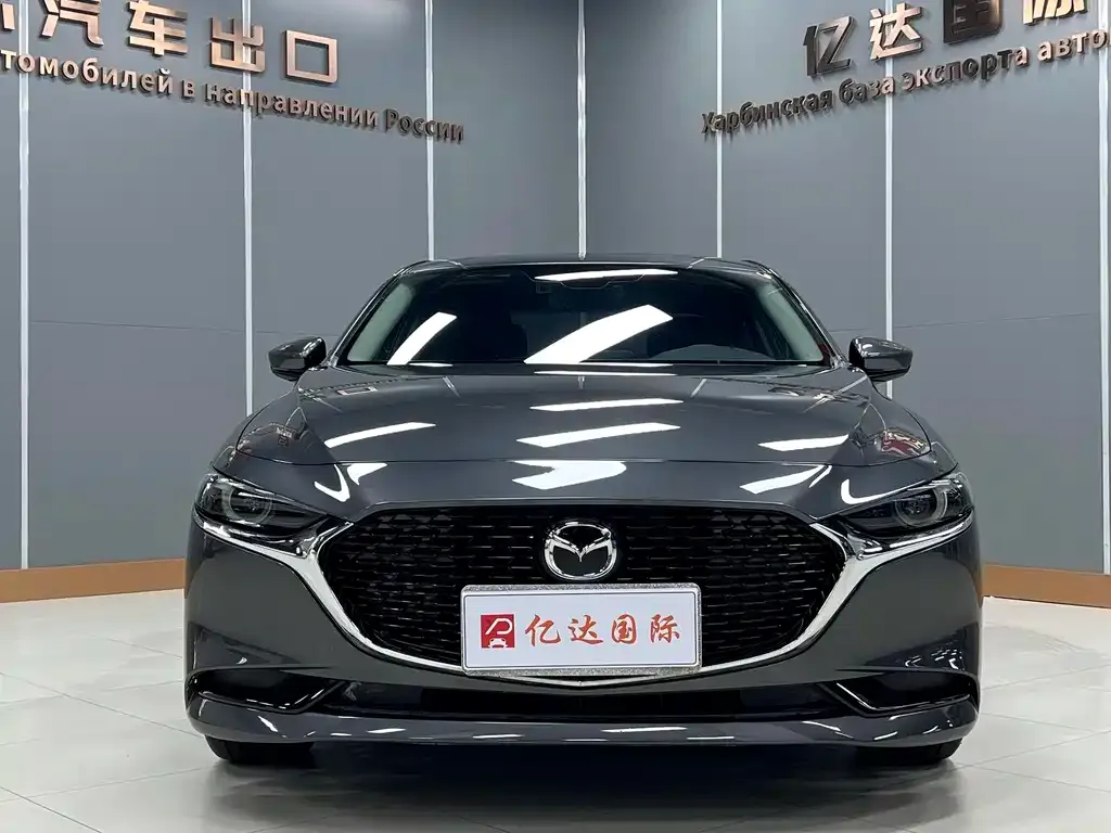 Mazda 3 Axela — фото 4
