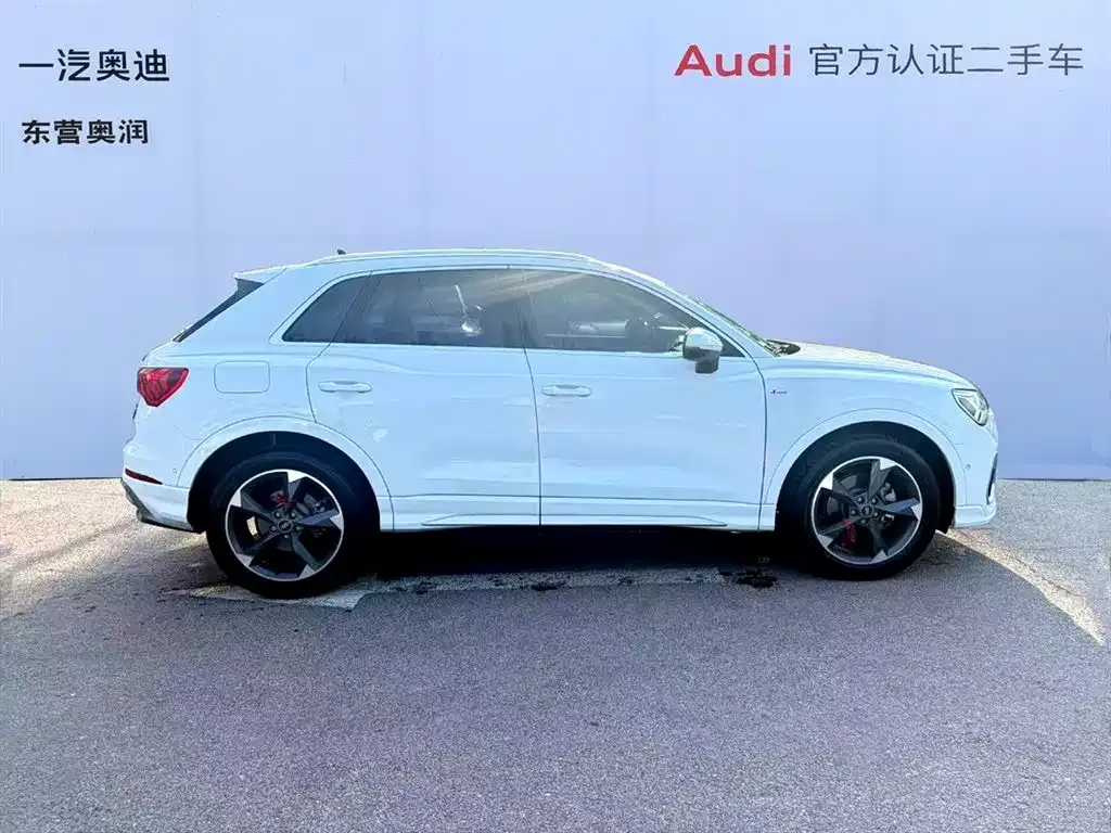 Audi Q3 — фото 6