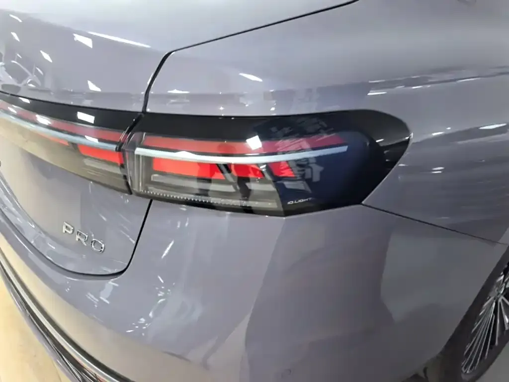 Volkswagen Passat — фото 5