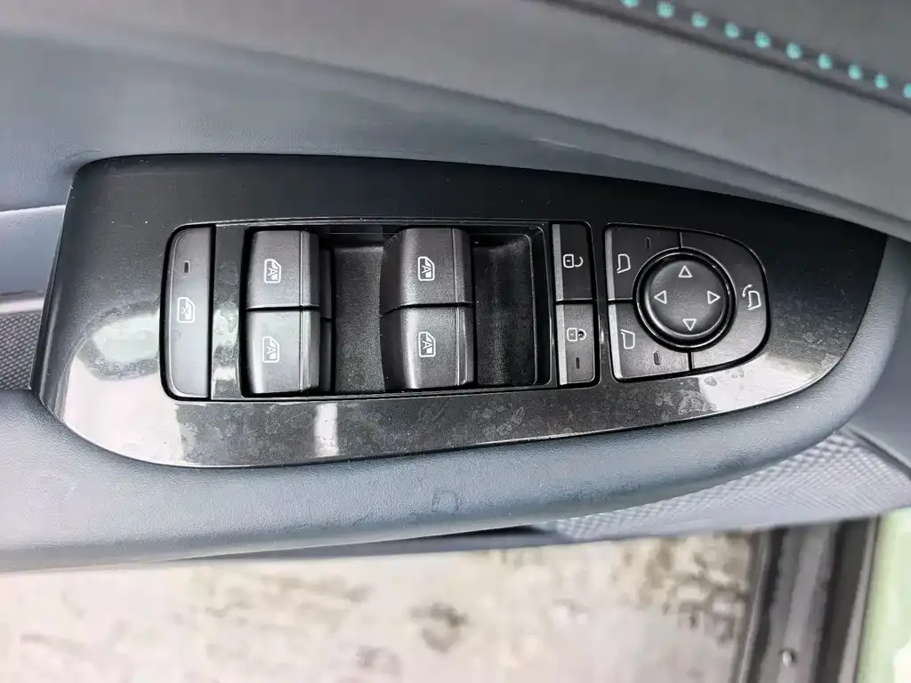 BYD Seal 06GT — фото 8
