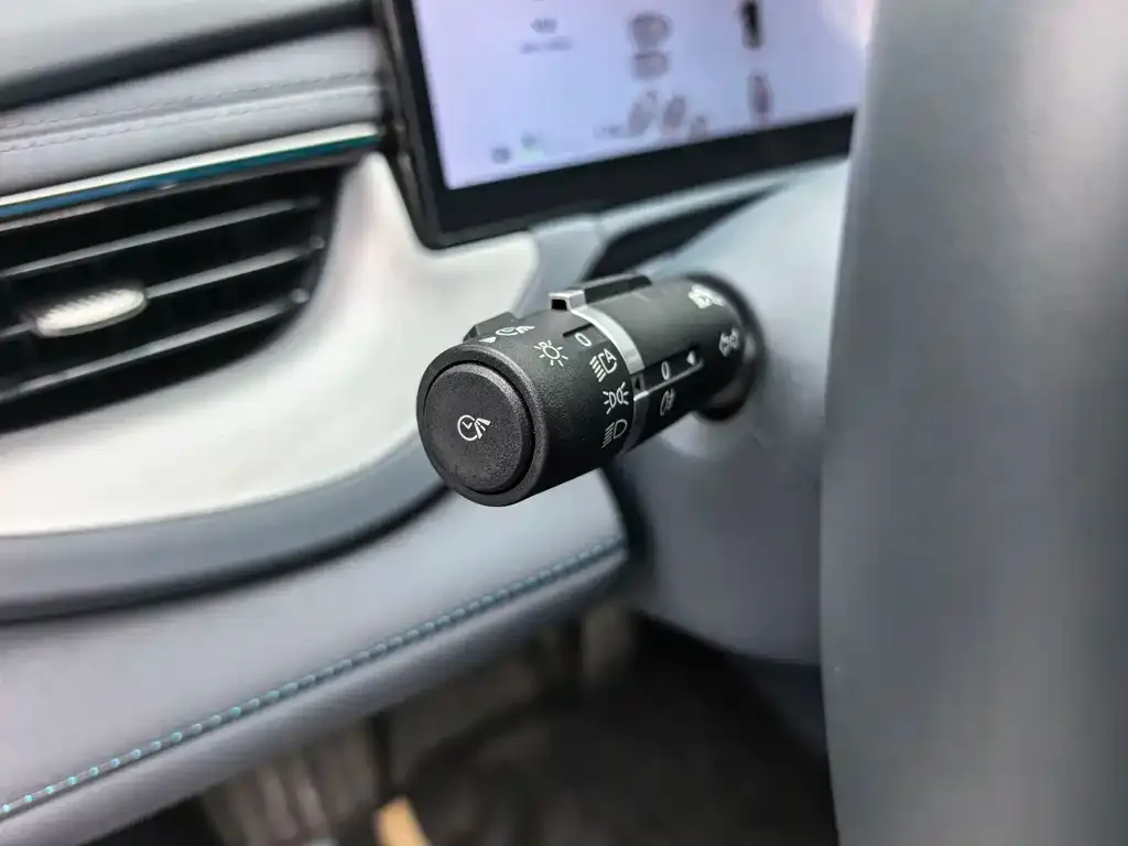 BYD Seal 06GT — фото 2