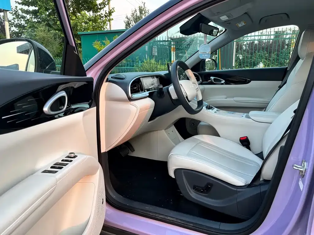 Geely Starburst — фото 2