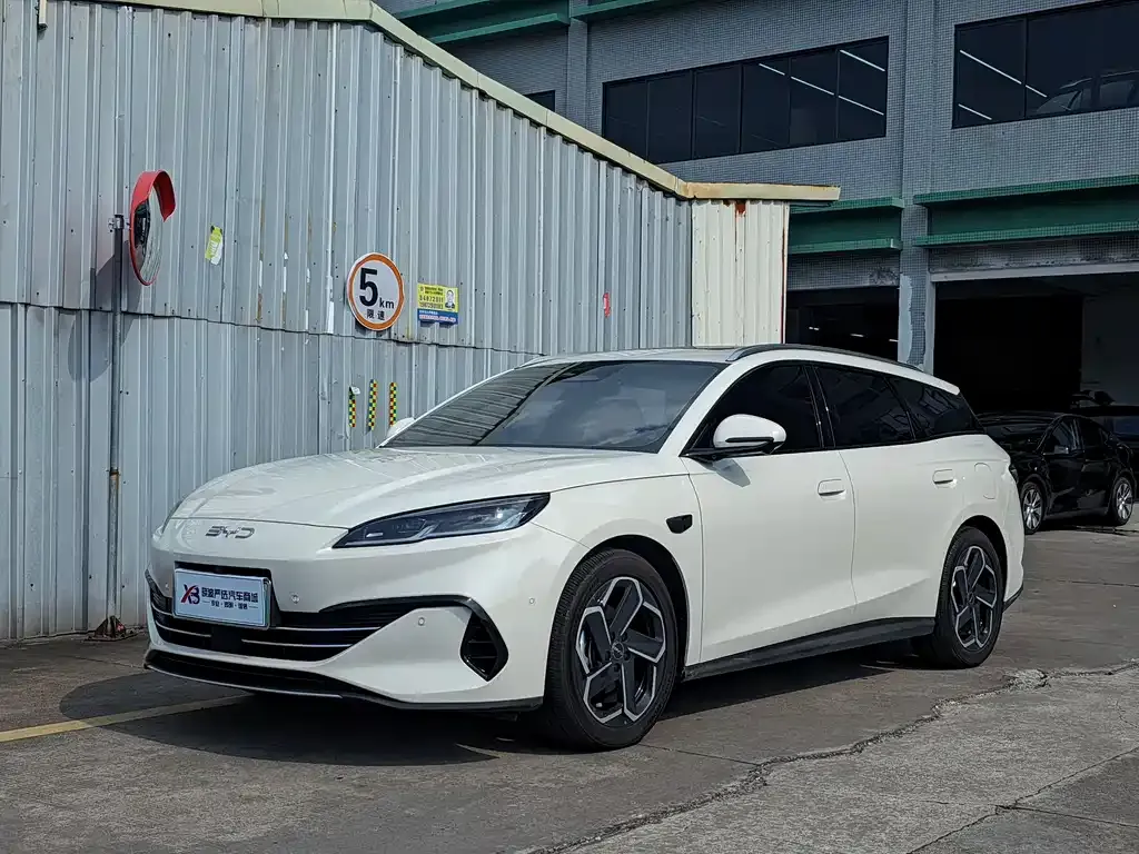 BYD Seal 06 DM-i Touring Edition