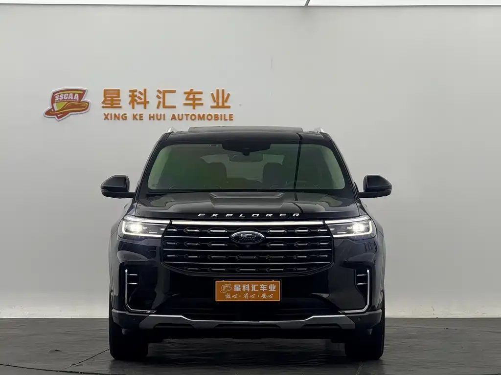Ford Explorer 2023 из CN, фото 2