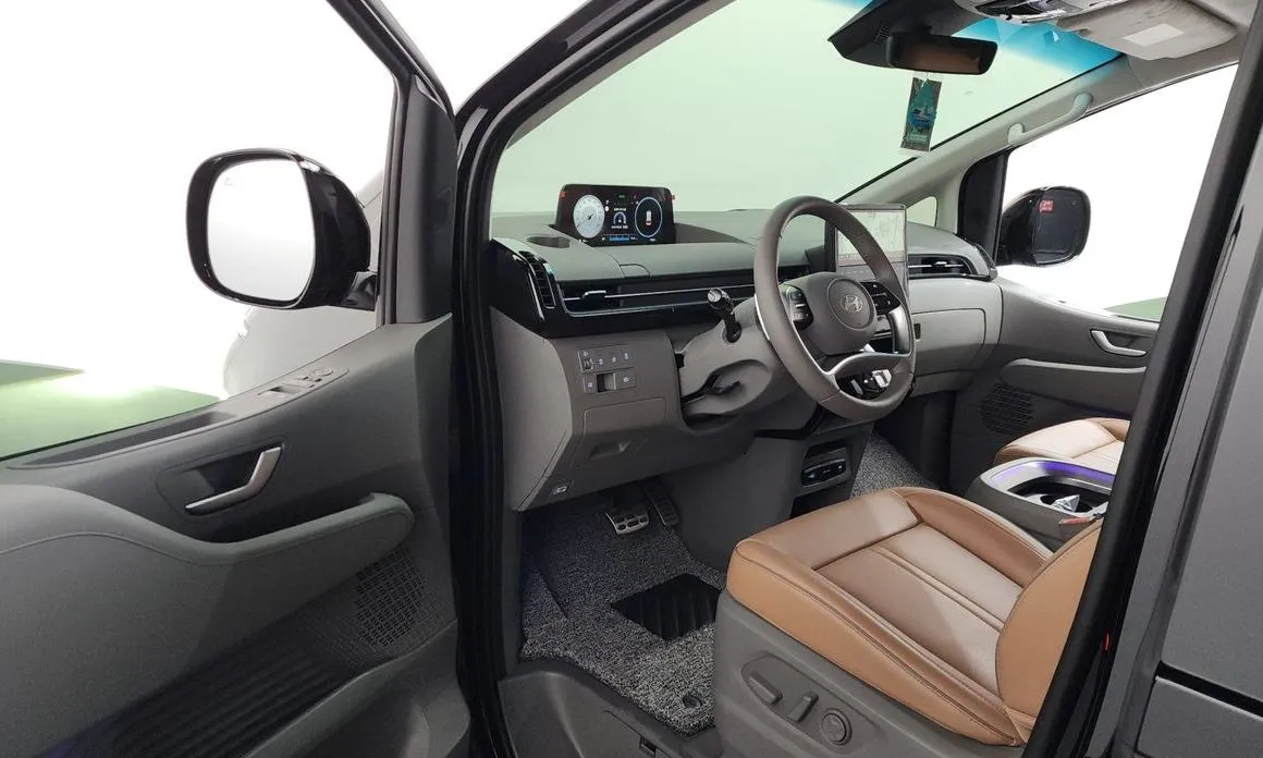 Hyundai Staria — фото 6
