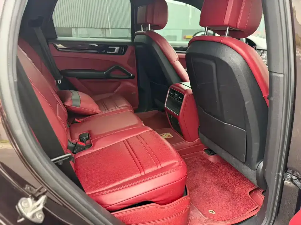 Porsche Cayenne 2021 из CN, фото 3