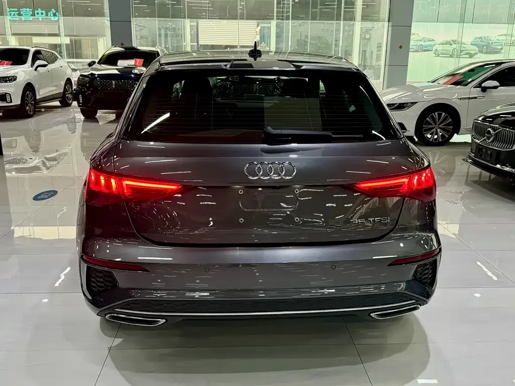 Audi A3 — фото 2