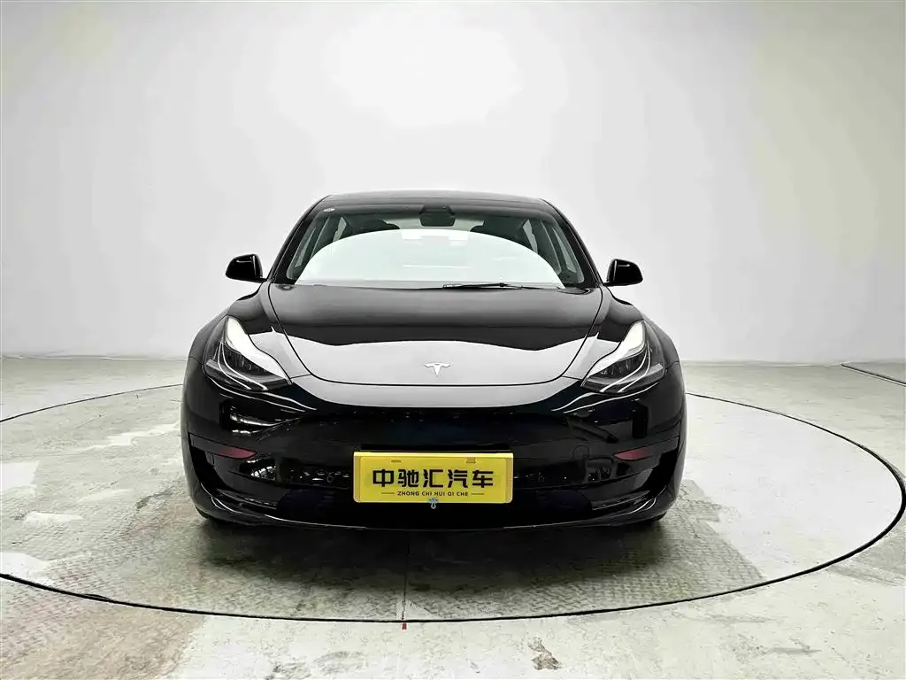 Tesla Model 3 — фото 6