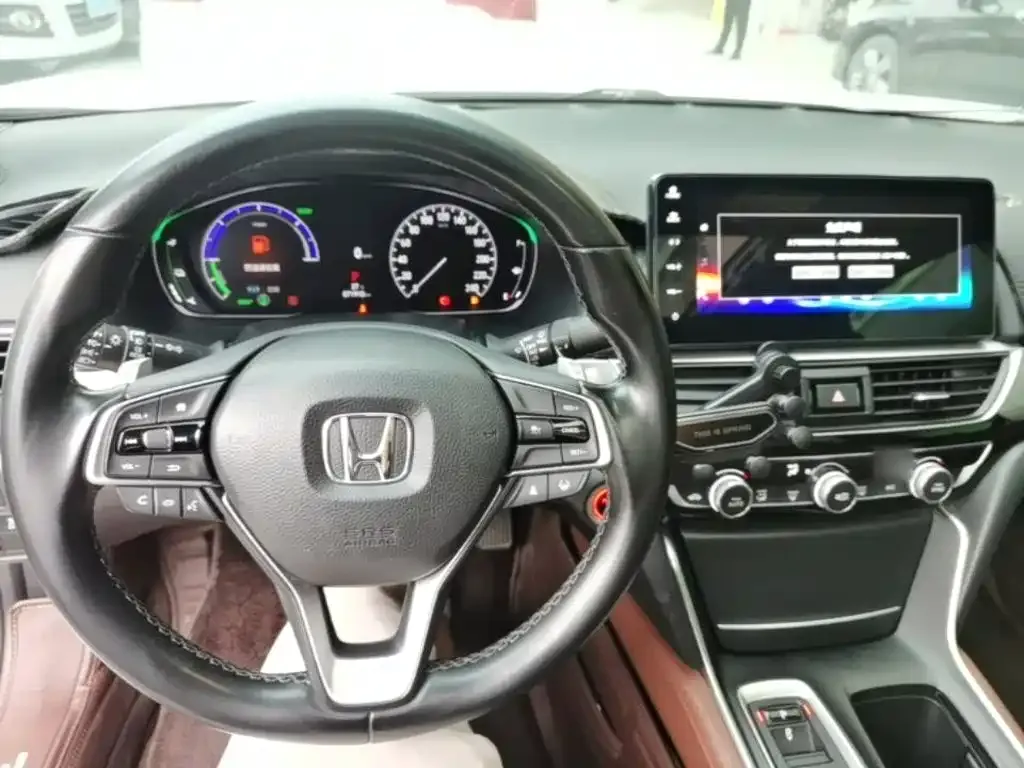 Honda Inspire — фото 10
