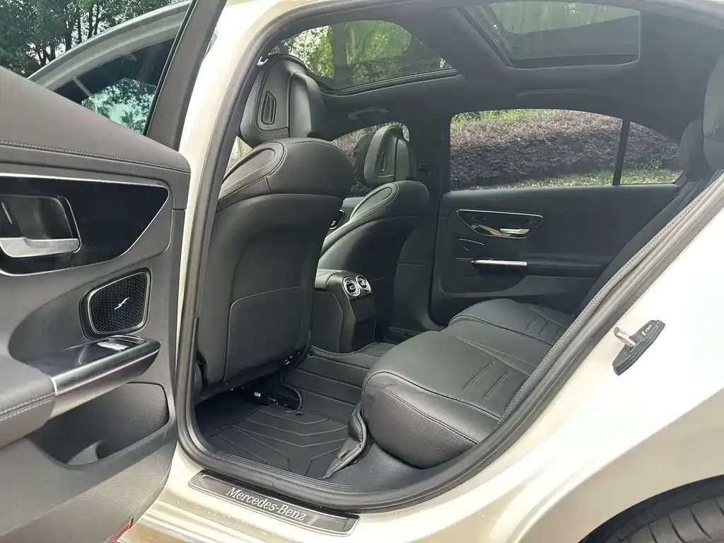 Mercedes-Benz C-Class New Energy 2025 из CN, фото 4