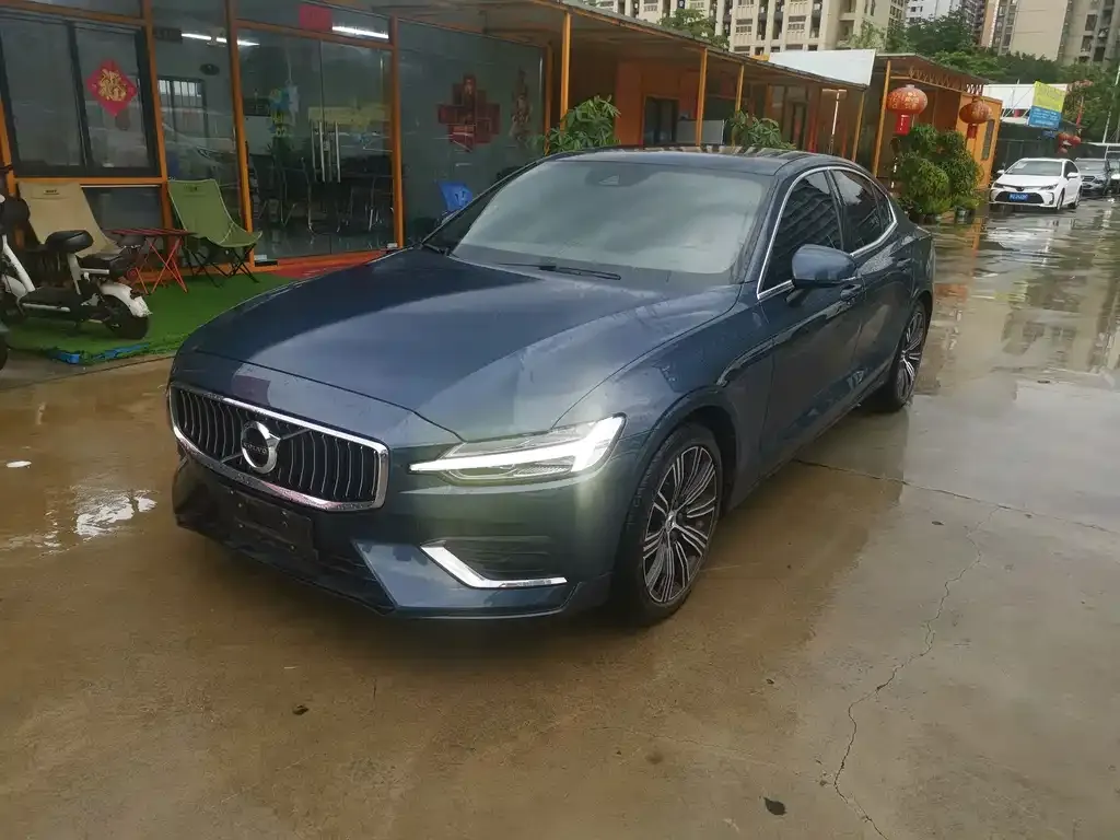 Volvo S60